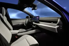 DB2025AU02031_small