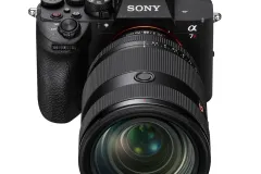 Alpha-7R-VI_SEL2870GM_front_top-Large