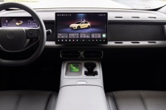 B05Interiors4