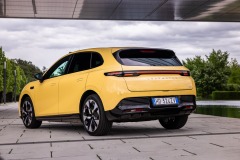 B05StaticYellow1