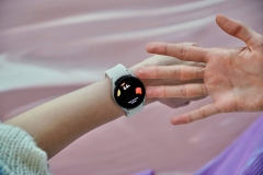 5.-Galaxy-Watch4_Lifestyle_Body-Composition-Copy