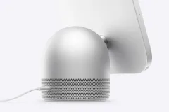 Apple-HomeView-rear-USB-C-port-261013