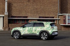 The all-new electric ID. Cross