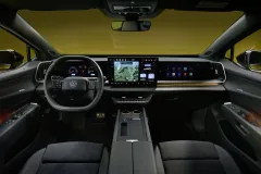DB2026AU00904_medium