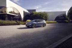 DB2026AU00241_medium