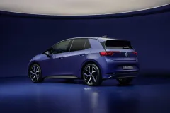 DB2026AU00283_medium