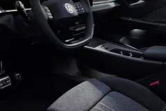 DB2026AU00287_medium