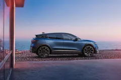 New-Renault-Megane-E-Tech-electric-6