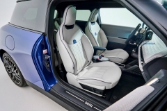 P90518478_lowRes_mini-cooper-se-09-20
