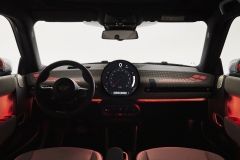 P90519604_lowRes_mini-cooper-se-09-20