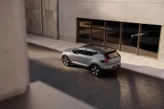 The_New_Volvo_EX40_Exterior_TopBackFromAbove