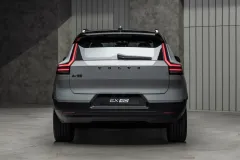 The_New_Volvo_EX40_Studio_Back