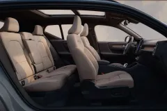 The_New_Volvo_XC40_Interior_Overview_OpenSide