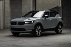 The_New_Volvo_XC40_Studio_Front_34