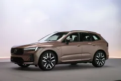The_New_Volvo_XC60_Studio_Front_34