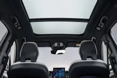 The_New_Volvo_XC60_Studio_Panoroof