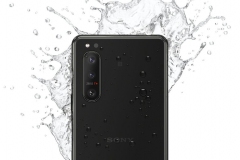 Xperia-5-II_water_resistance_black
