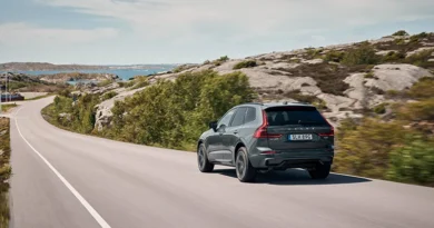 Volvo променя стратегията си: двигателите с вътрешно горене остават поне до края на 2030-те