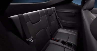 Tesla пусна версия на Model Y 2026 със седем места