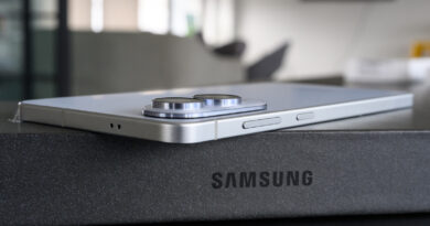 Samsung обясни защо компактните смартфони почти изчезнаха от пазара