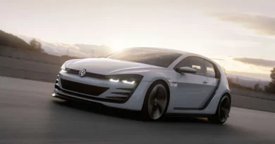 Volkswagen връща в светлината на прожекторите Design Vision GTI – 503 к.с. концепт за 50 години GTI