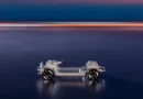 Stellantis инвестира €60 милиарда в нова стратегия с фокус върху електромобили, AI и глобални платформи Stellantis инвестира €60 милиарда в нова стратегия с фокус върху електромобили, AI и глобални платформи