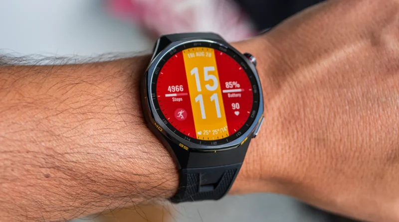Huawei Watch GT 7 Pro ревю: спортен характер и дълга автономност