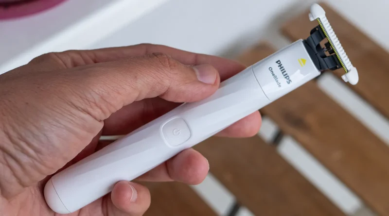 Ревю на Philips OneBlade Intimate: повече спокойствие при грижата за чувствителните зони Ревю на Philips OneBlade Intimate: повече спокойствие при грижата за чувствителните зони